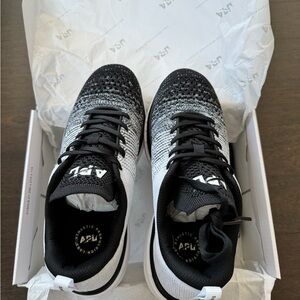 Brand new APL women’s TechLoom pro size 8.5